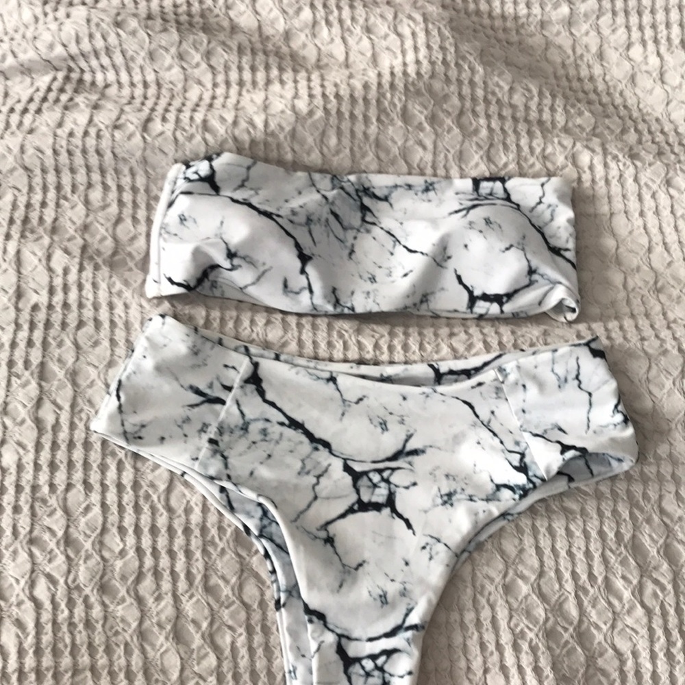 👽marble bandeau high waisted bikini set👽